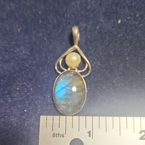 Sterling Silver and Labradorite Gemstone Pendant